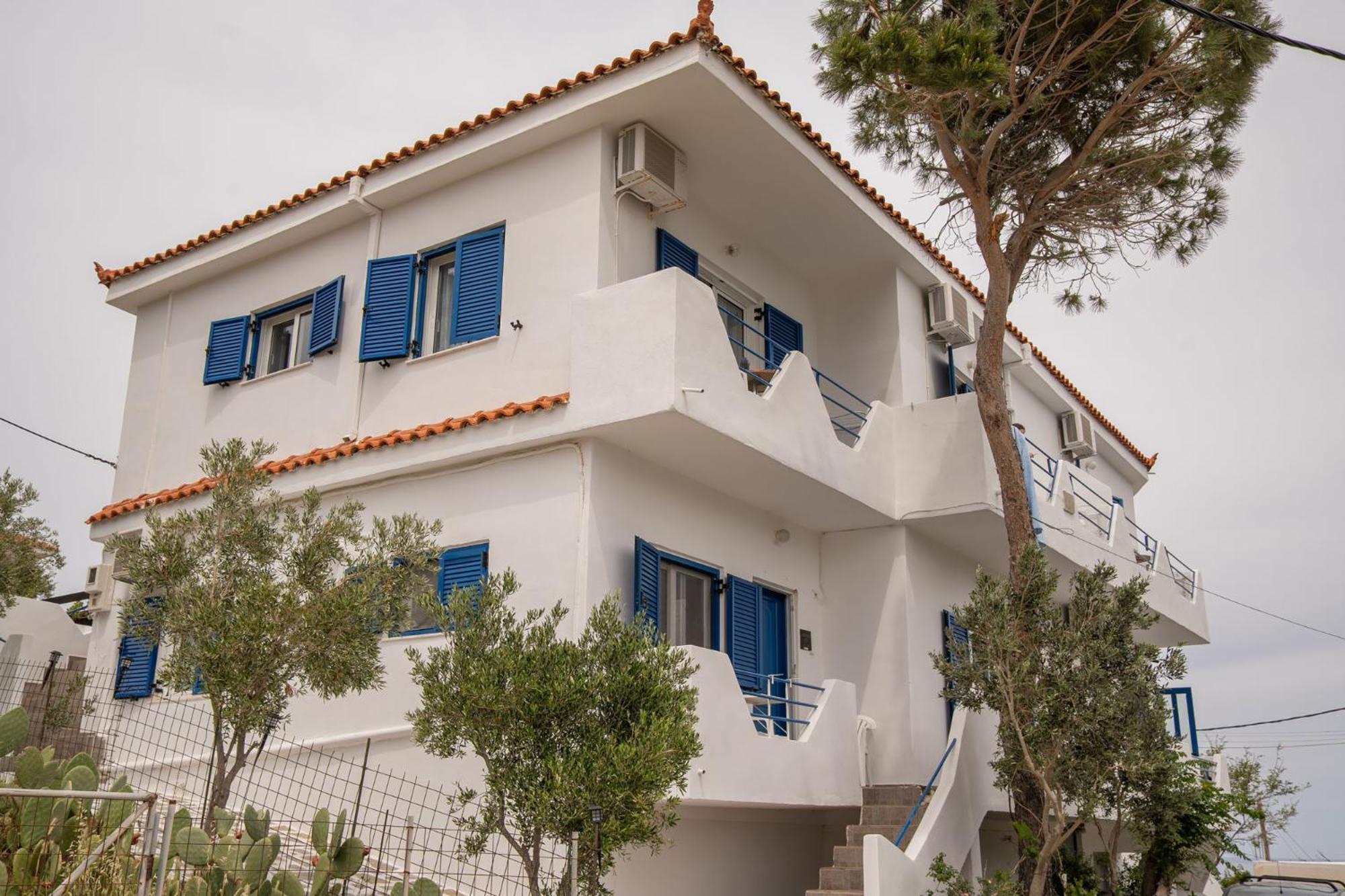 Haris Apartments 3-4 Armenistis  Exterior photo